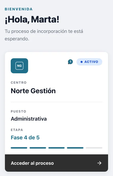 Pantalla de bienvenida de Marta en el móvil: su proceso en Norte Gestión, puesto Administrativa, fase 4 de 5, con el botón para acceder al proceso